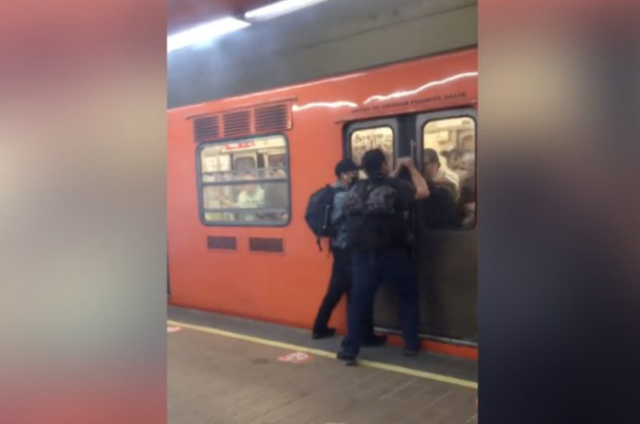 Reportan la separación de dos vagones del Metro en la estación Polanco