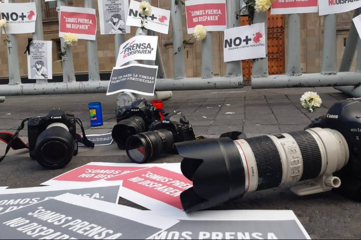 Exigen A Amlo Justicia Por Periodistas Muertos En Veracruz Formato Siete