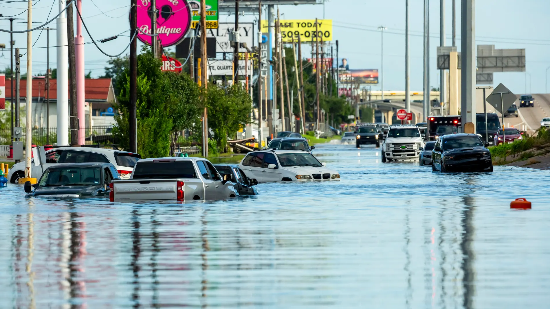 Son Ocho Los Muertos Por Beryl En Texas Y Siguen Sin Energía Eléctrica